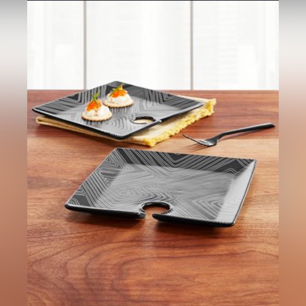 Hotel Collection Appetizer with Wine Stem Holder Plates